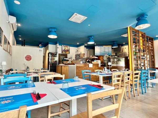 negozio in vendita a Carate Brianza