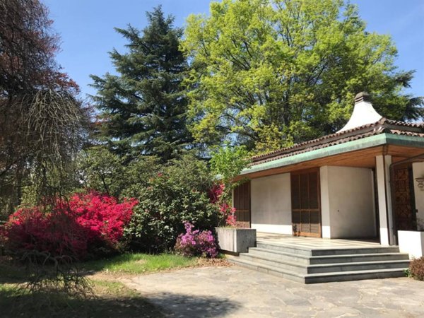 casa indipendente in vendita a Carate Brianza