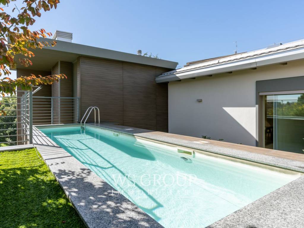 appartamento in vendita a Carate Brianza