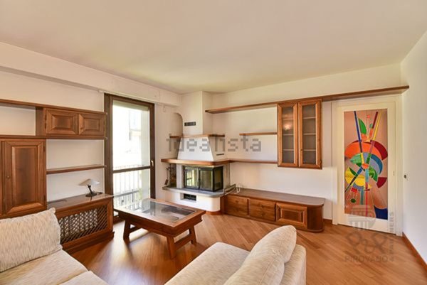 appartamento in vendita a Carate Brianza