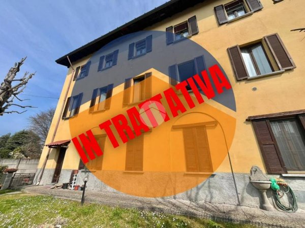 appartamento in vendita a Carate Brianza