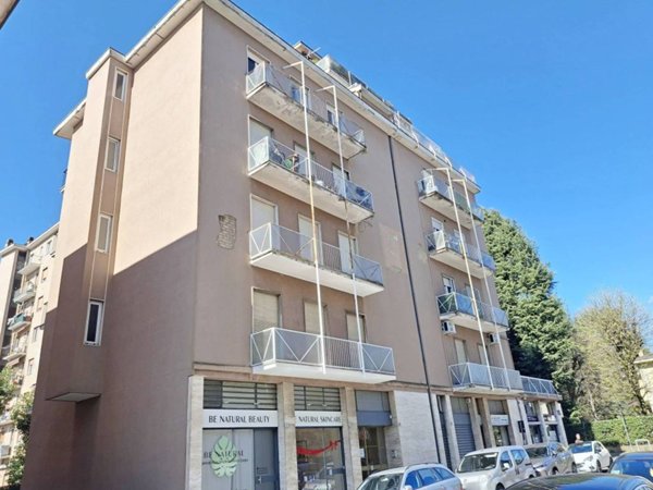 appartamento in vendita a Carate Brianza