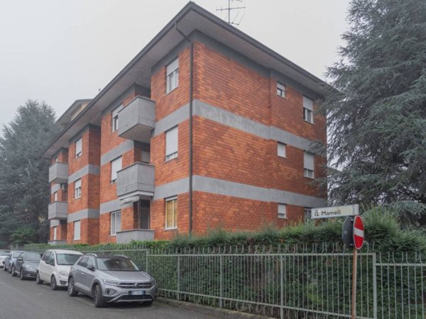 appartamento in vendita a Carate Brianza