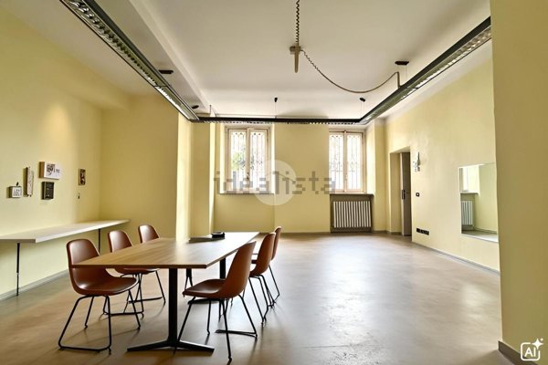 appartamento in vendita a Carate Brianza in zona Agliate