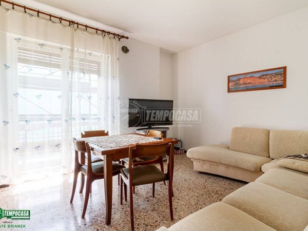 appartamento in vendita a Carate Brianza