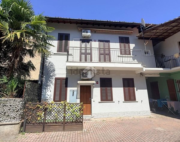 appartamento in vendita a Carate Brianza