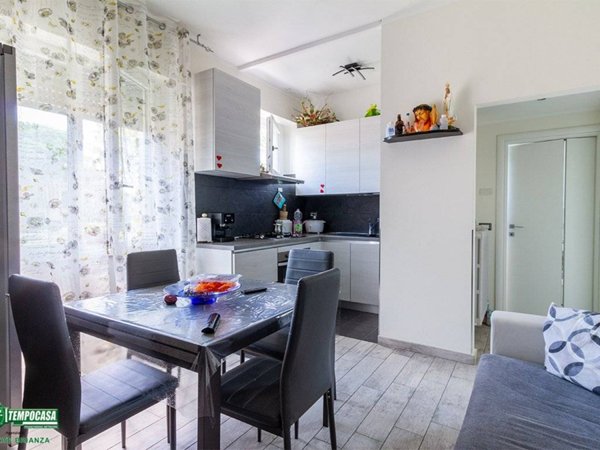 appartamento in vendita a Carate Brianza
