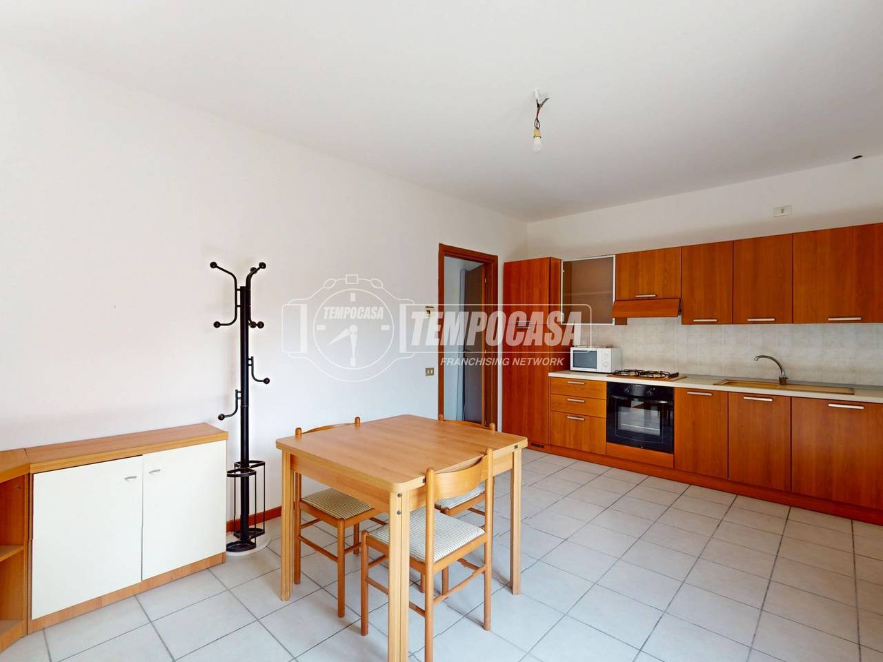 appartamento in vendita a Carate Brianza in zona Agliate