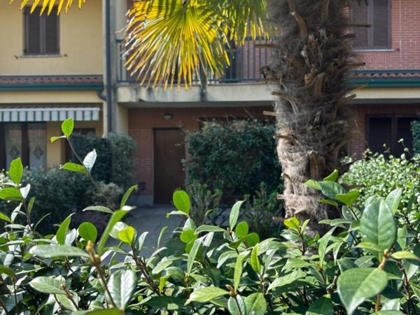 casa indipendente in vendita a Carate Brianza