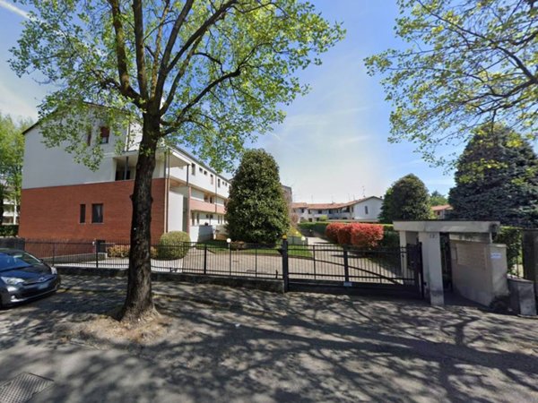 appartamento in vendita a Carate Brianza