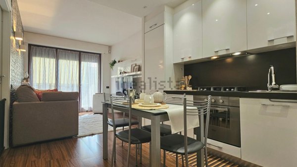 appartamento in vendita a Carate Brianza