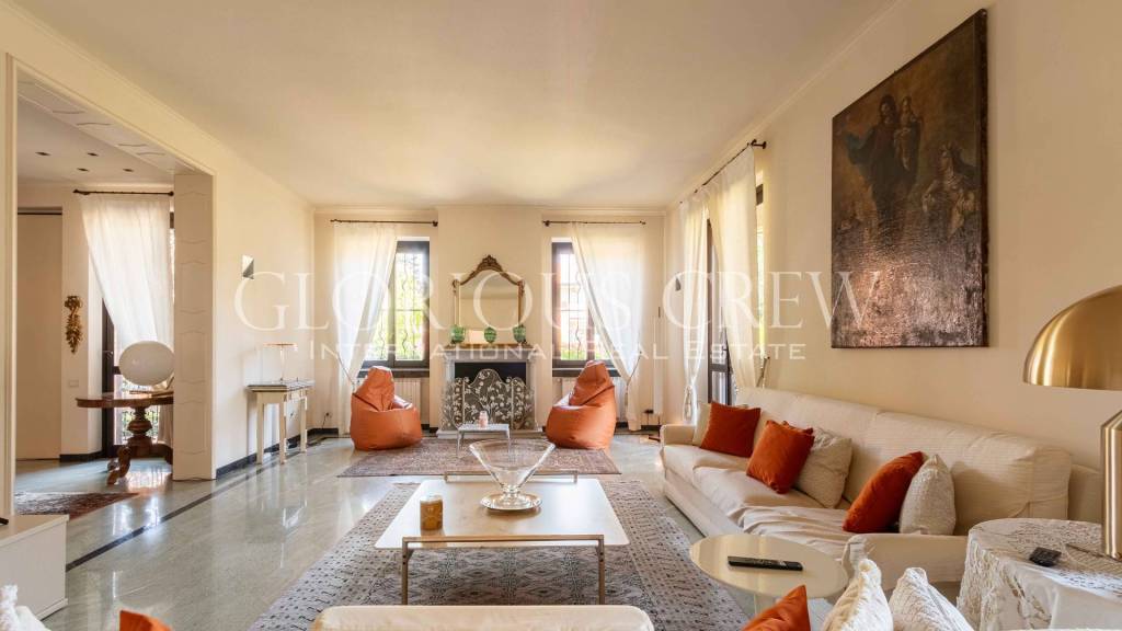 casa indipendente in vendita a Carate Brianza in zona Costa Lambro