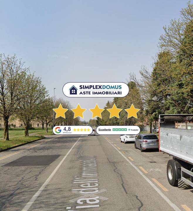 appartamento in vendita a Carate Brianza in zona Costa Lambro