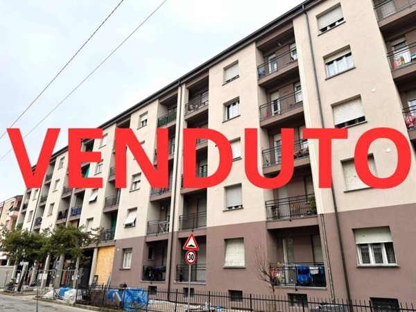 appartamento in vendita a Carnate