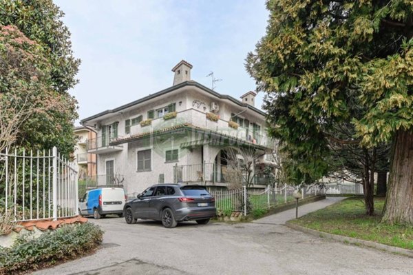 appartamento in vendita a Carnate