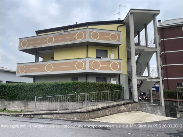 appartamento in vendita a Carnate