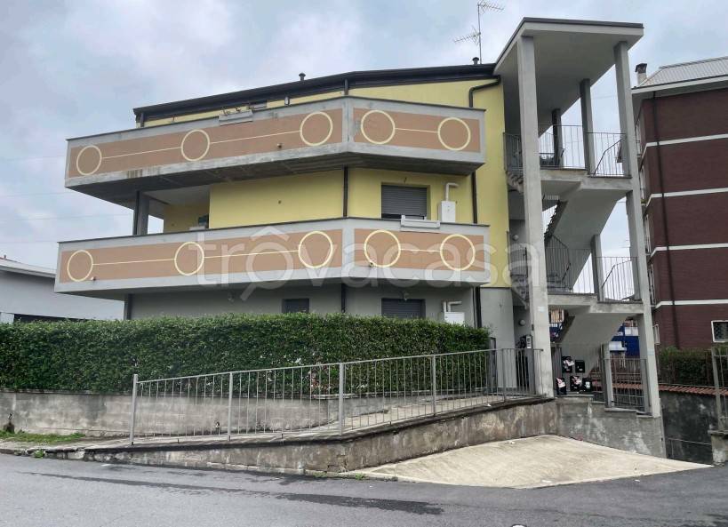 appartamento in vendita a Carnate
