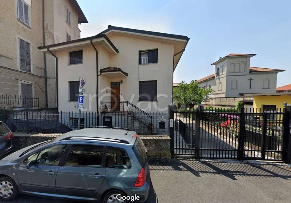 appartamento in vendita a Carnate