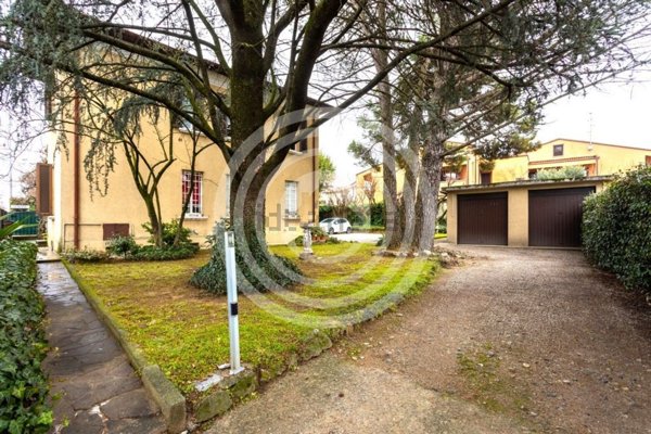 appartamento in vendita a Carnate