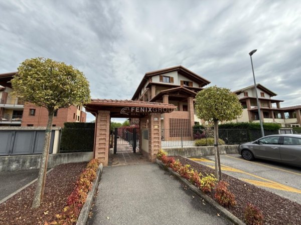 appartamento in vendita a Carnate