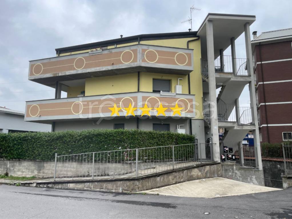 appartamento in vendita a Carnate