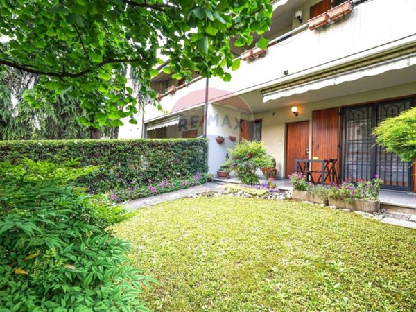 casa indipendente in vendita a Carnate