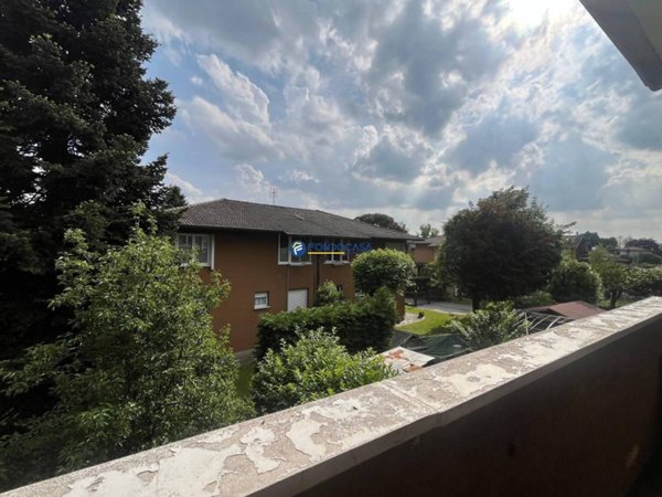 appartamento in vendita a Carnate