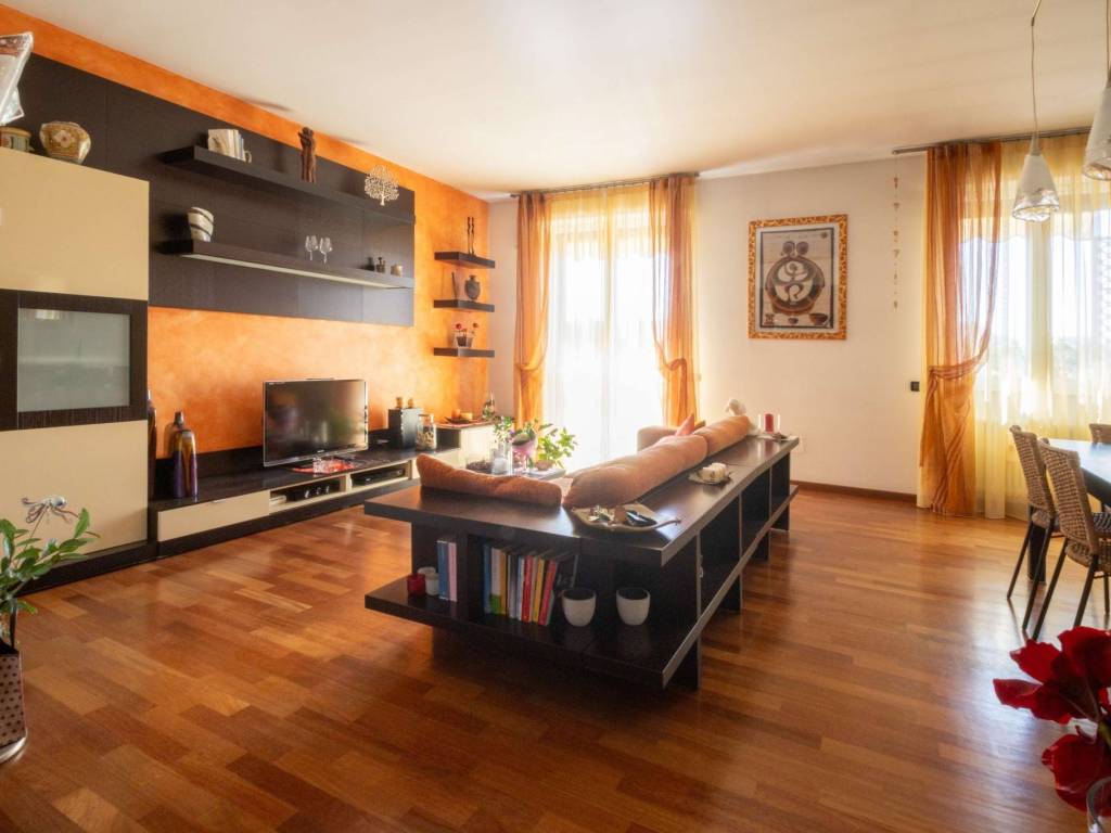 appartamento in vendita a Carnate