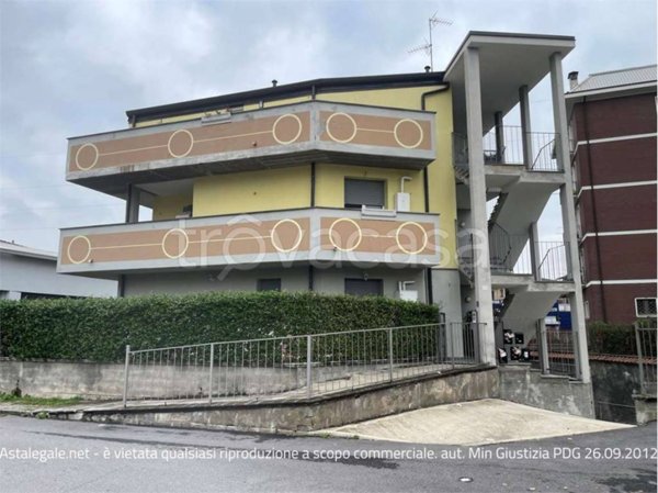 appartamento in vendita a Carnate
