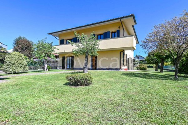villa in vendita a Carnate