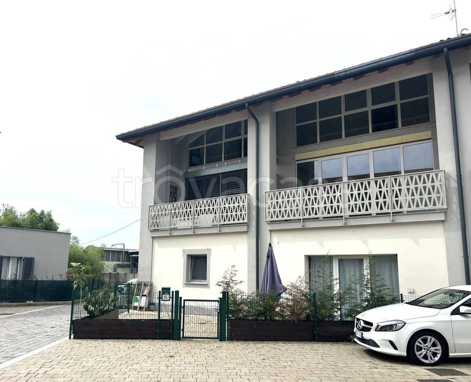 appartamento in vendita a Carnate