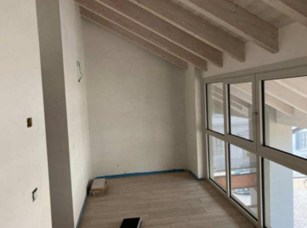 appartamento in vendita a Carnate