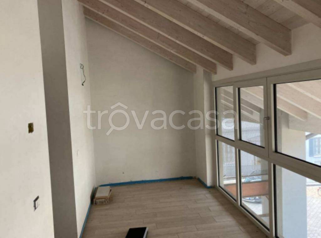 appartamento in vendita a Carnate