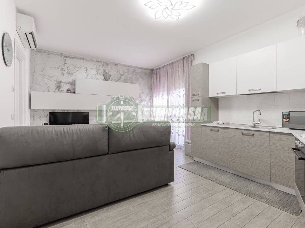appartamento in vendita a Carnate