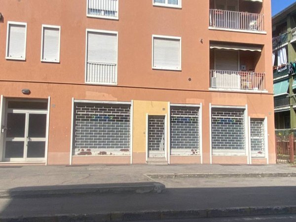 negozio in vendita a Carnate