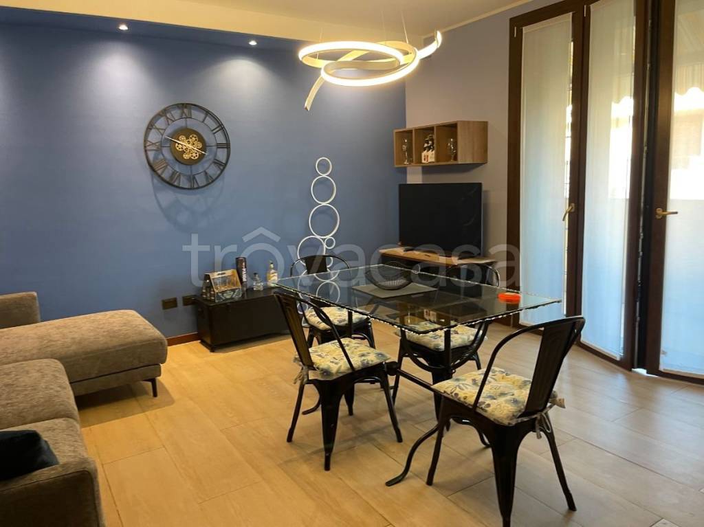 appartamento in vendita a Carnate