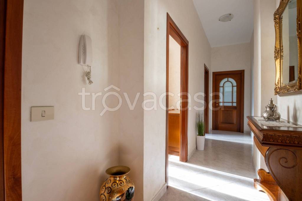 appartamento in vendita a Carnate