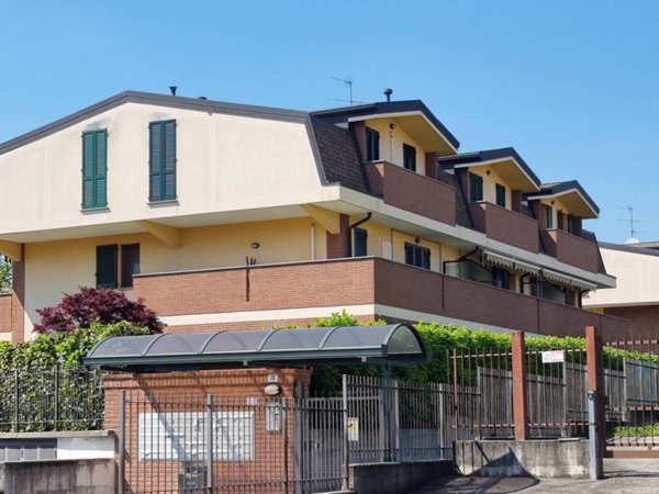 appartamento in vendita a Carnate