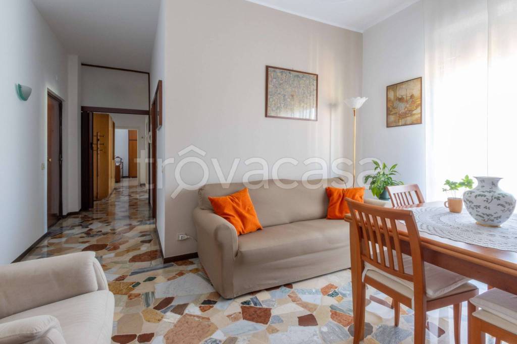 appartamento in vendita a Carnate