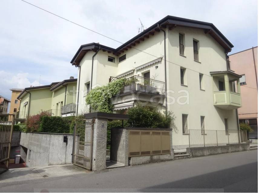 appartamento in vendita a Carnate
