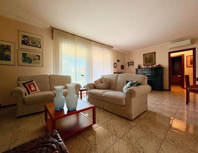 appartamento in vendita a Carnate