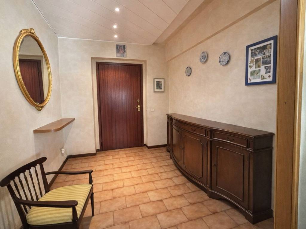 appartamento in vendita a Carnate