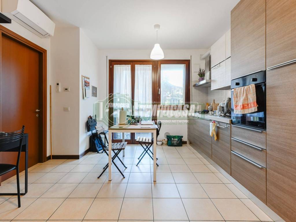 appartamento in vendita a Carnate