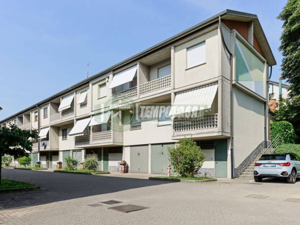 appartamento in vendita a Carnate