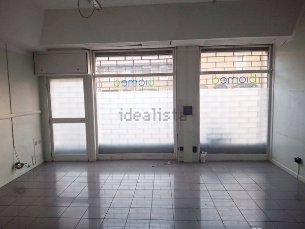 ufficio in vendita a Carnate