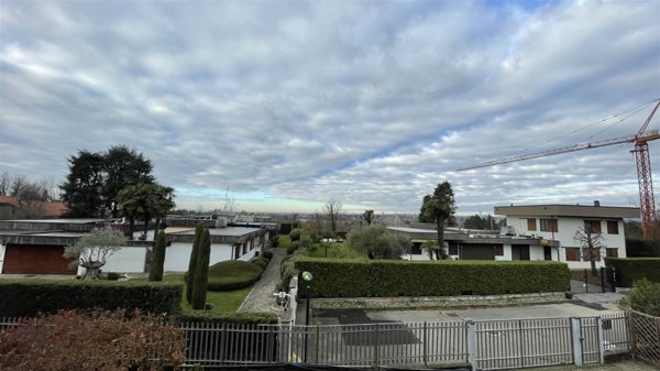 appartamento in vendita a Carnate