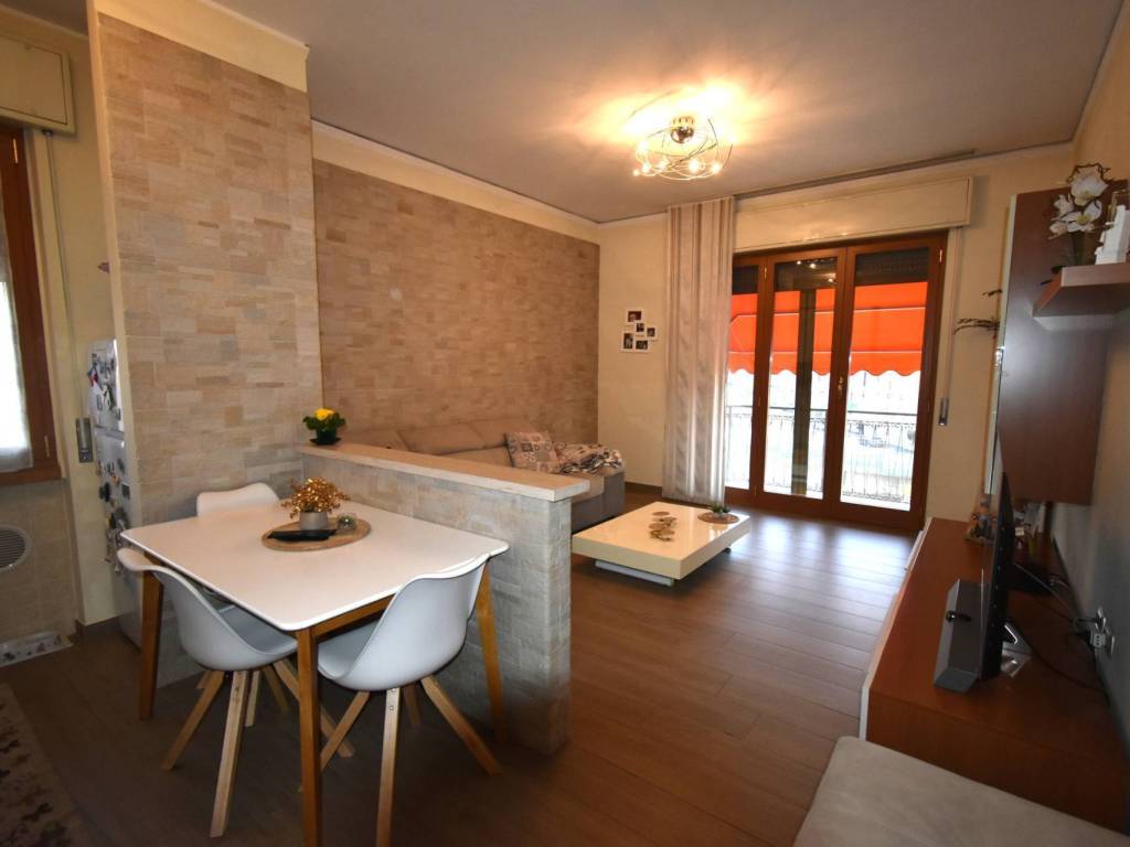 appartamento in vendita a Carnate