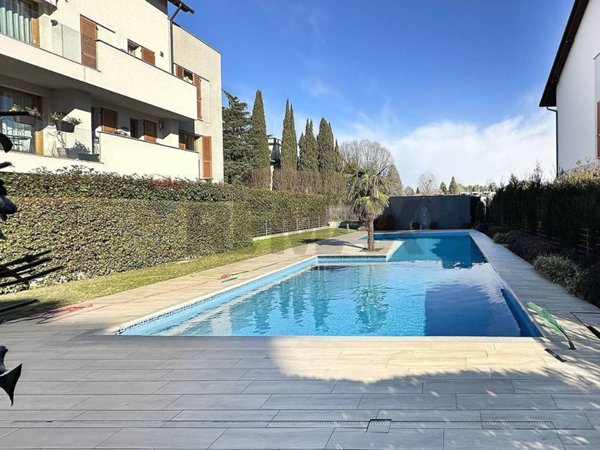 casa indipendente in vendita a Carnate