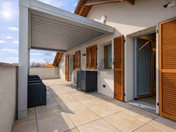 appartamento in vendita a Carnate