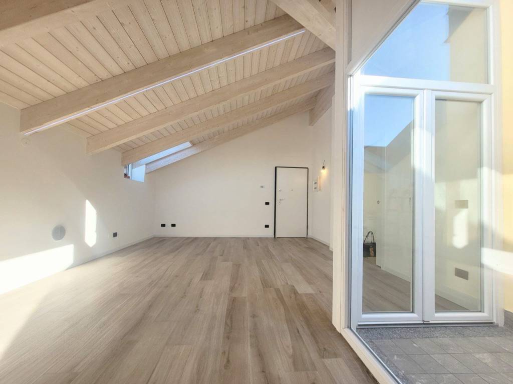 appartamento in vendita a Carnate